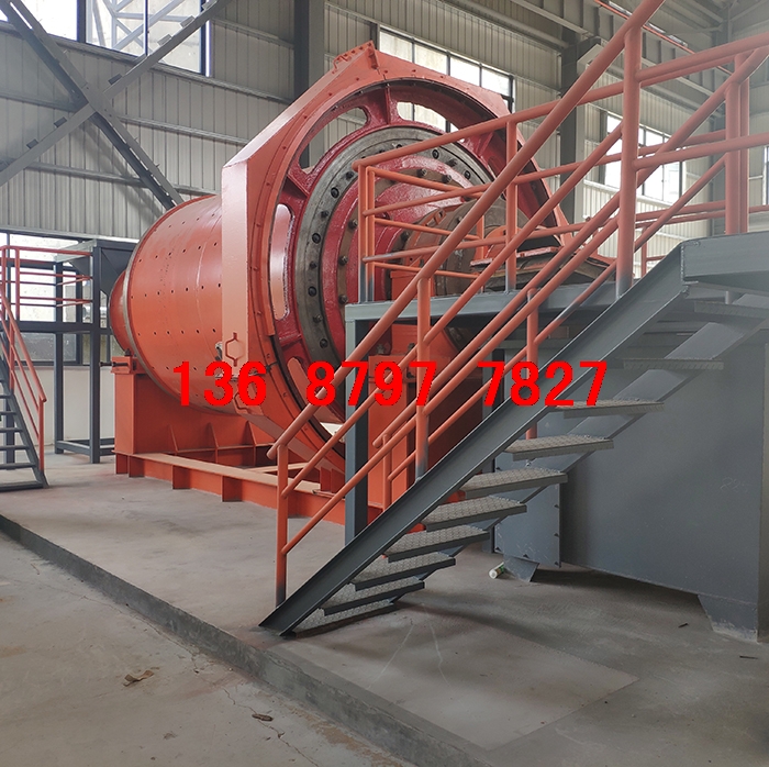 崇義鎢礦球磨機(jī)現(xiàn)場(chǎng)